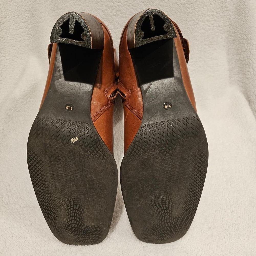 Antonio Melani Toffee Brown leather boots with square toe and buckle design, - Picture 4 of 8